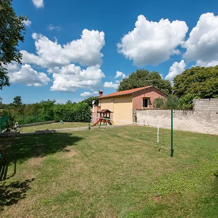 Ferienhaus In Krculi Mit Privatem Pool