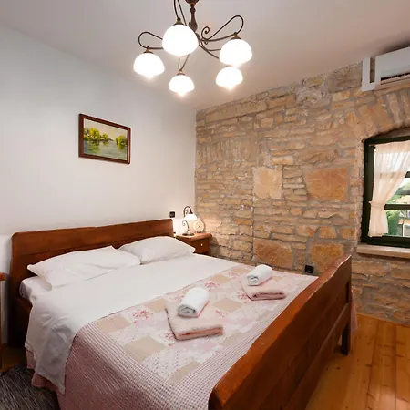 Holiday home In Krculi Mit Privatem Pool *